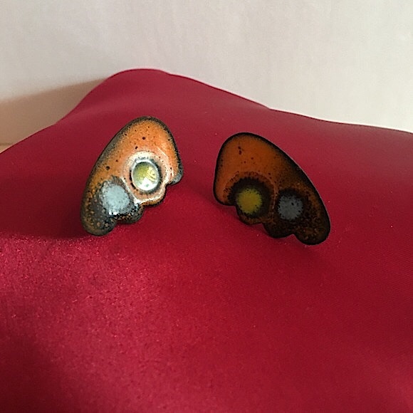 Vintage 60 70 MCM MOD Copper Butterfly Wing Abstract Clip Earrings - Picture 2 of 13